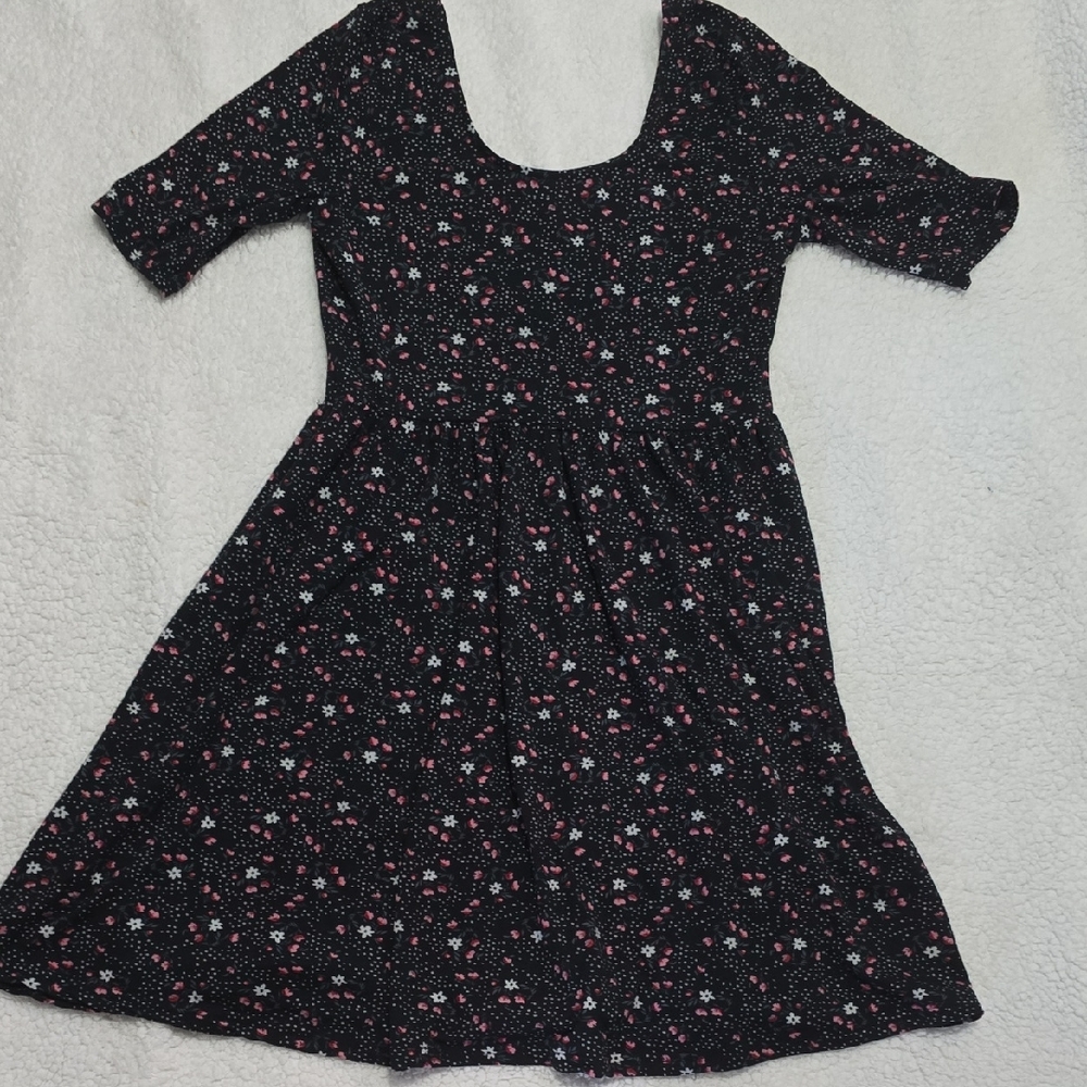 Charming Black Floral Dress